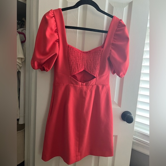 French Connection Whisper Cutout Back Dress in Hibiscus - Picture 7 of 11